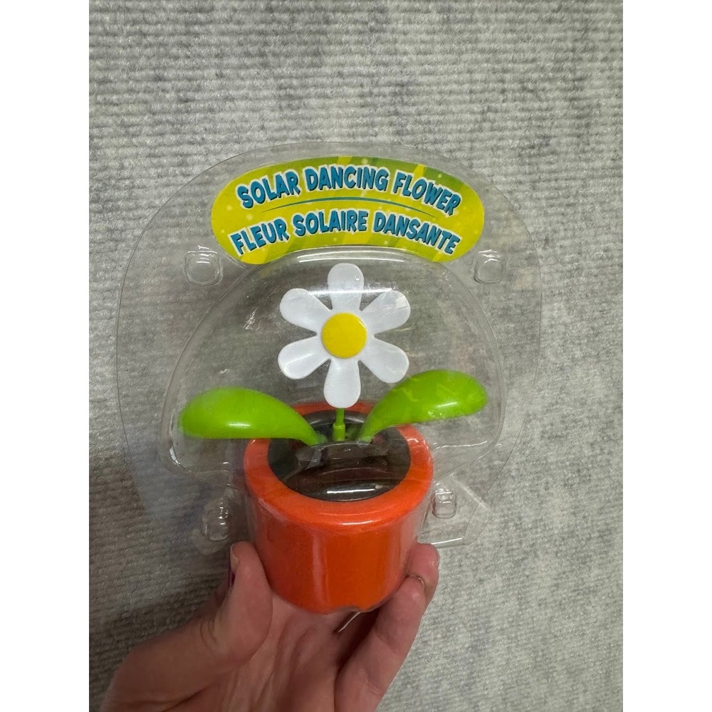 NEW CUTE Solar Powered Dancing White Daisy Flower in Orange Pot Bobble Sun Toy